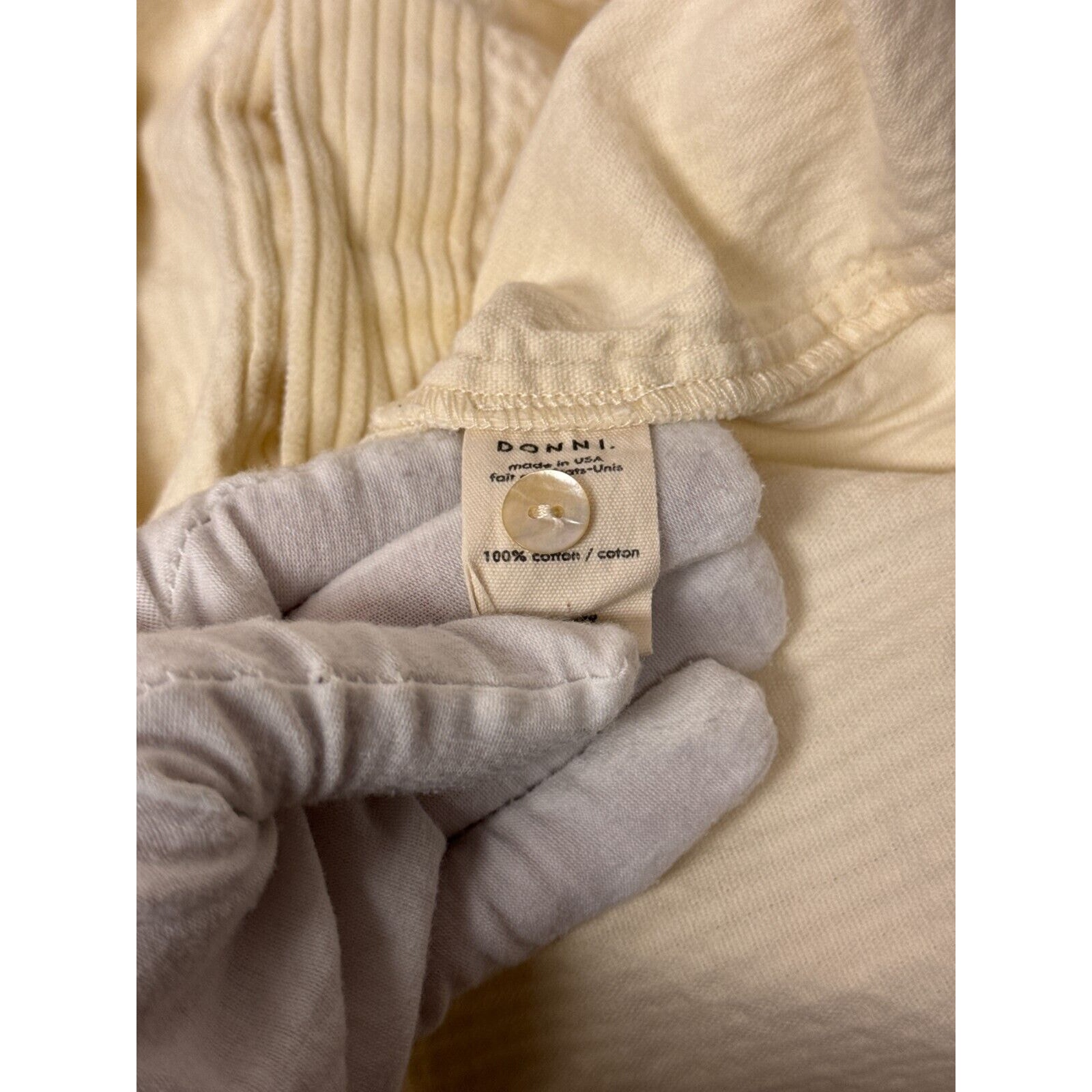 Donni. Corduroy Shirt Jacket Small Womens Banana Cream Shacket — image 8 of 8